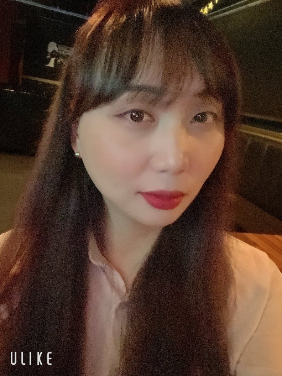 liveinyoonjin's tweet photo. 안피곤합니다
따숩네요
즐겁네요
#비비드 #시디바 #시디카페 #cdcafe #cdbar #vivid https://t.co/GGhWqVDrfb