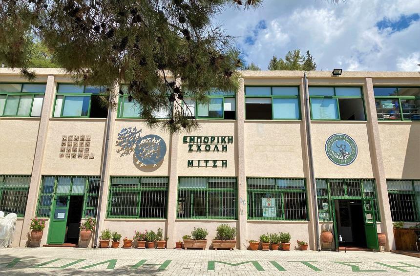 eevriviades's tweet photo. #Lemithou Λεμύθου village. Named from lemithi plant or its 1st inhabitant Lemithis. Home of philanthropist A. #Leventis. Mitsis Commercial School est 1912. Alt 1200m.
🎥 https://t.co/Jay8EhESik
https://t.co/QzrDslg0MC via @About_Limassol
#Cyprus #villages #CyprusVillages https://t.co/bgE23oeq1D