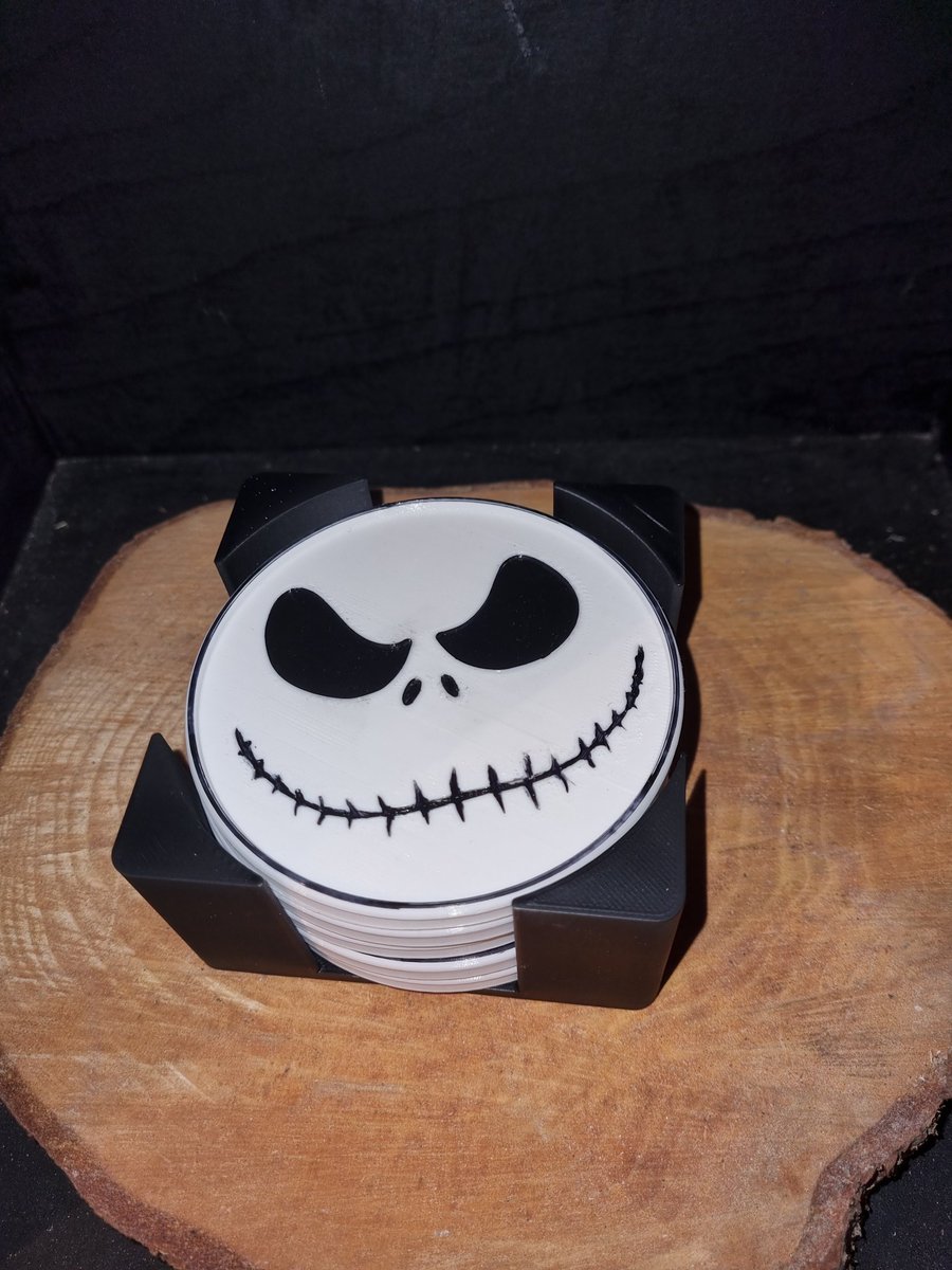 LC3DPRINTS's tweet photo. Nightmare before christmas coasters #3Dprinting #3dprints #ender5pro #amz3d #nightmarebeforechristmas https://t.co/Ov5vkyewT0