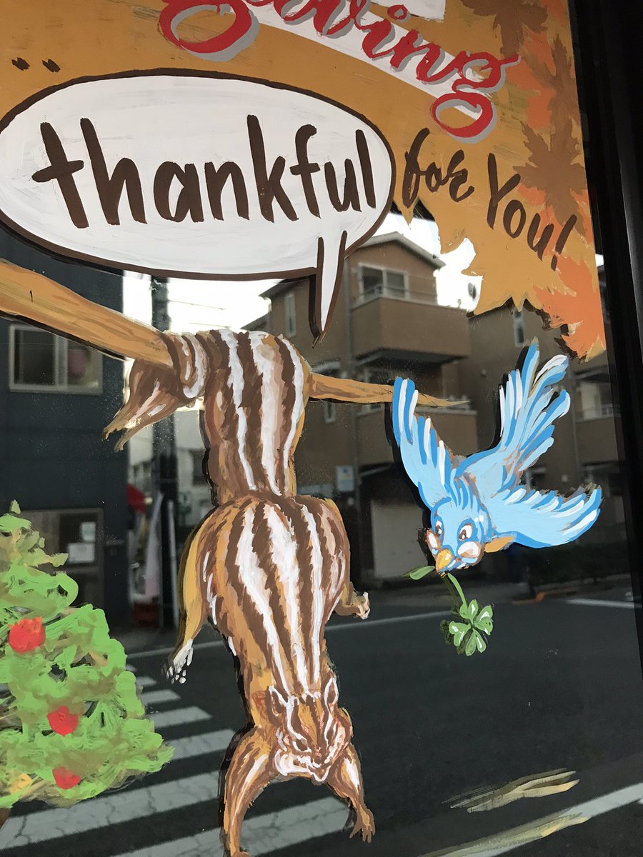 Studio4Tokyo's tweet photo. Thanksgiving 
#windowpainting #thanksgiving #thankful #thanksgivingday #doodlestokyo #signpainter #brushlettering https://t.co/ef4MAWz1T4