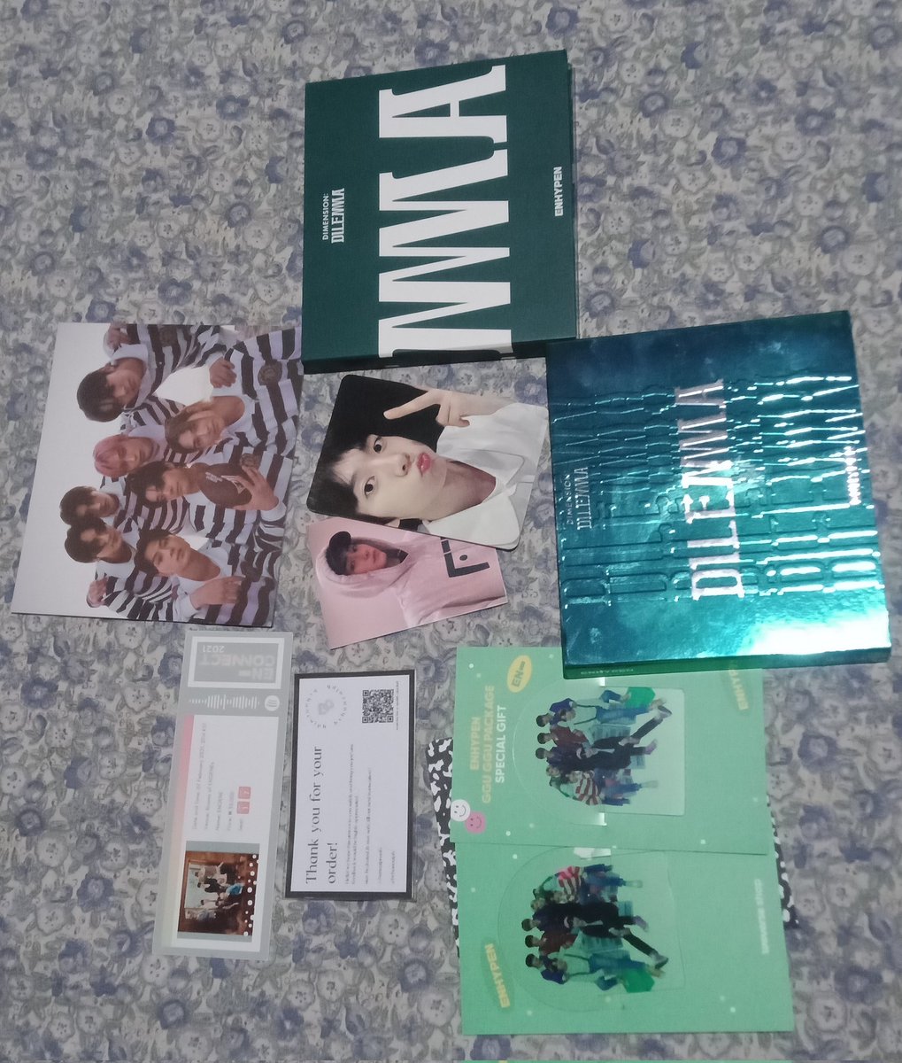 pshkitts's tweet photo. umuwi na d:d essential namin !! 🤩 Thankyou so much @byhaneulph for the smooth transaction ! ang daming freebies TYSM ulit !! 🥰 #haneulproofs https://t.co/PtjG2A2aGu