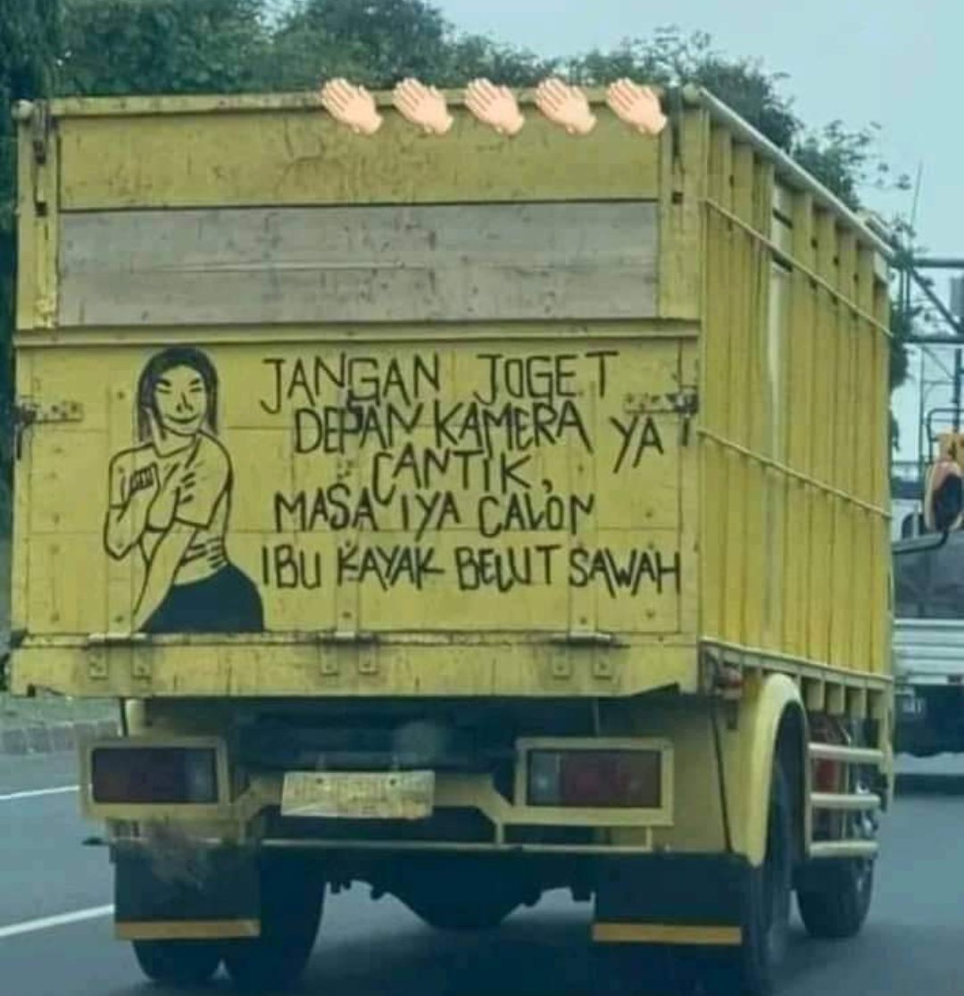 Queenfighter67's tweet photo. Aiiihhh Ari si akang teh 🤭🤭 https://t.co/9gJwNZLnIA