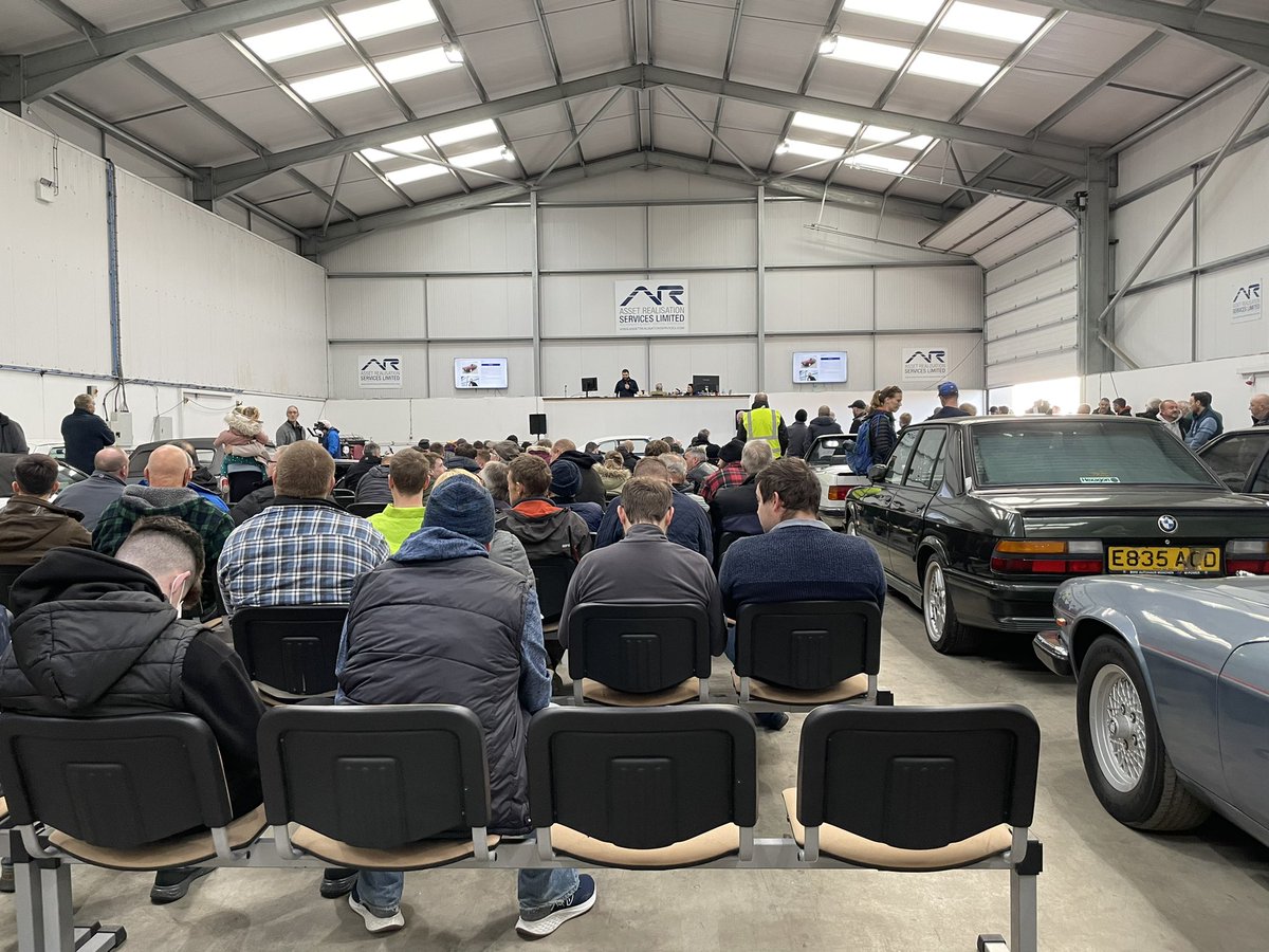 The bidding hall is buzzing, lots of interest online too #classiccars #auction #carauction #saturday #cars #classics assetrealisationservices.com