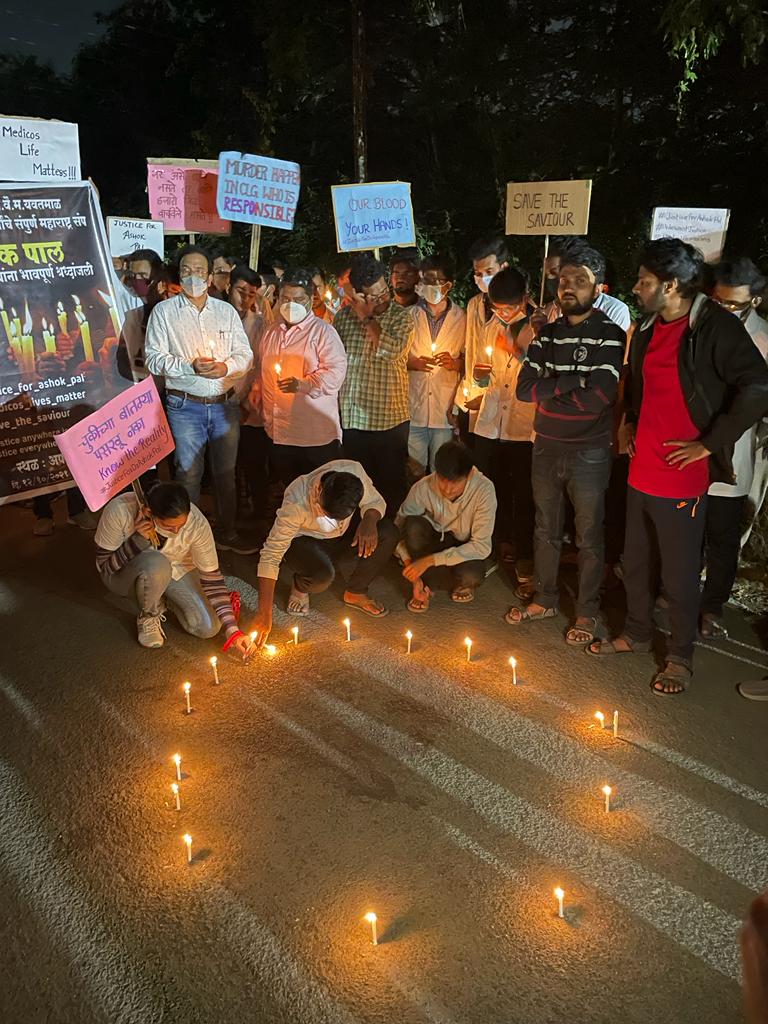 BhagwateSonal's tweet photo. #justicefordrashokpal 
#justiceforAshokPal 

@Dev_Fadnavis @CMOMaharashtra @RajThackeray @rajeshtope11 @AmitV_Deshmukh @AjitPawarSpeaks @Dwalsepatil
#WorldKindnessDay 
#WorldKindnessDay2021 https://t.co/Z8FiDKyvDY