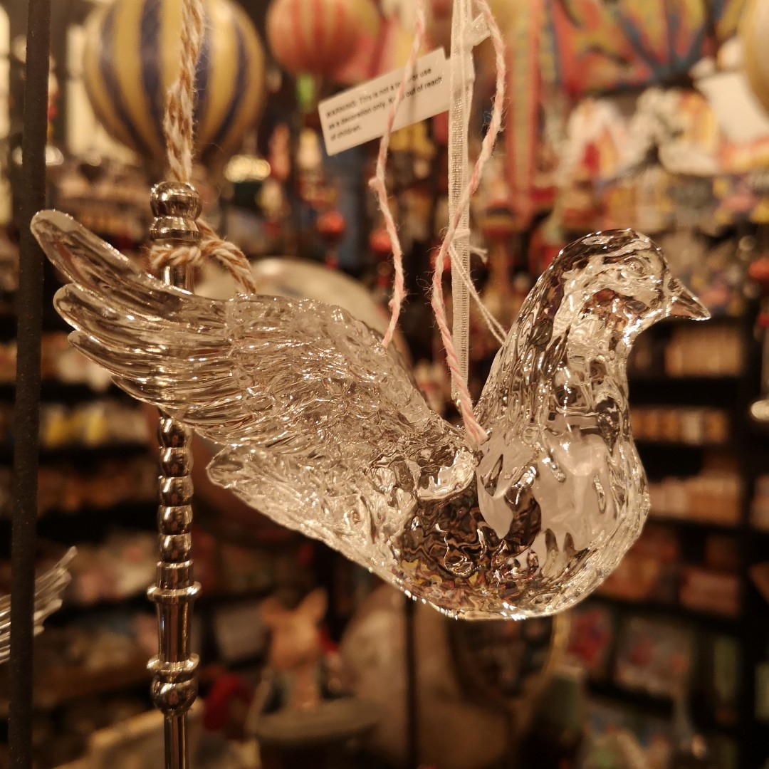 SeekTheMagicOrg's tweet photo. These beautiful dove hanging decorations would make any tree look magical!
https://t.co/GLi903vRDr
#stratforduponavon #christmasdecorations #christmas #bellcourtlife #warwickshire #magicalley https://t.co/AqmTrU4w03
