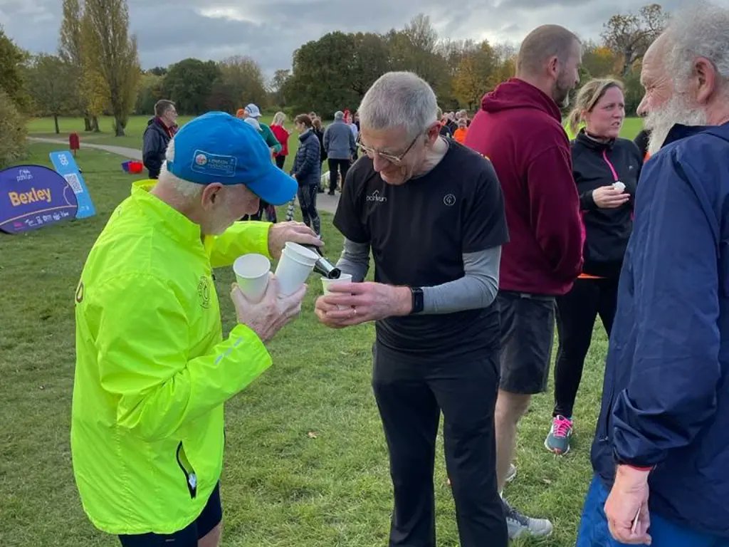 Congratulations to Jim Williams on his 200th parkrun at Danson Park this morning. Great to see so many Plums attending #parkrunuk #plums #running