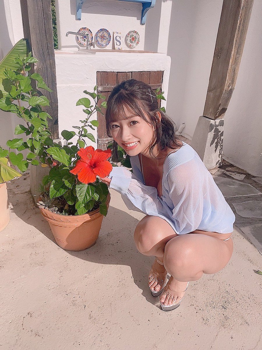 ポロちゃん S Tweet 2年連続オンラインイベントも決定 オンライン 大貫彩香 壁掛けカレンダー22 発売 Fanplus 昨年に続いて配信でのカレンダーイベントも開催決定 12 18 土 16 00から リアルイベントとは別の特典も盛りだくさん 大貫彩香