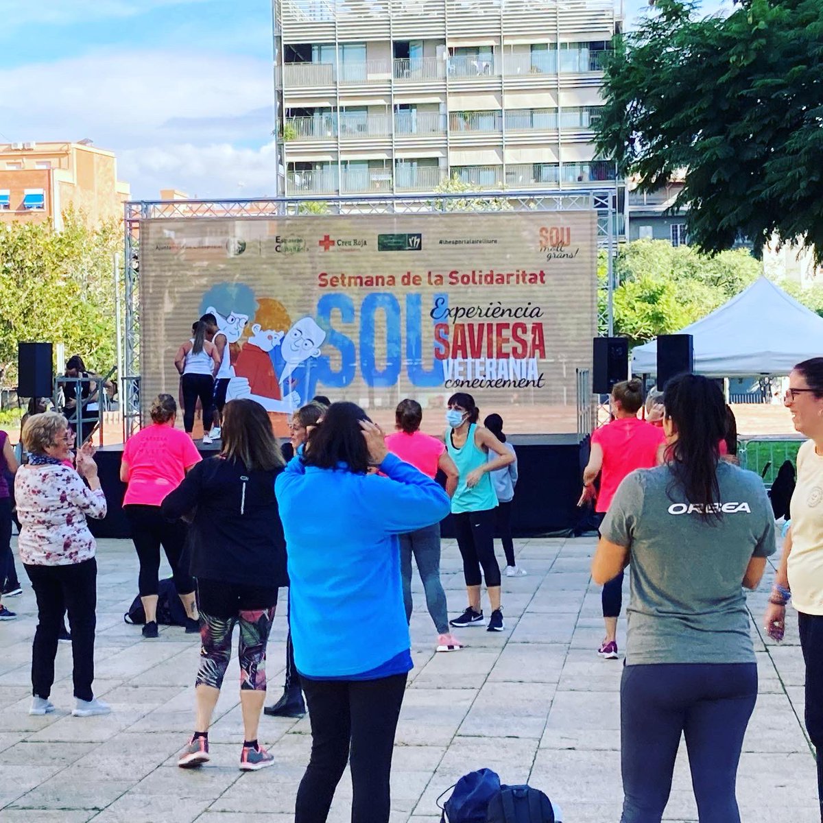 jsolores's tweet photo. #setmanadelasolidaritatdelhospitalet #masterclass #espaiciutadanialh #creurojalh #areadesports #ajuntamentlh #solidarieslh #gransdelh https://t.co/Ky3doF4DBD