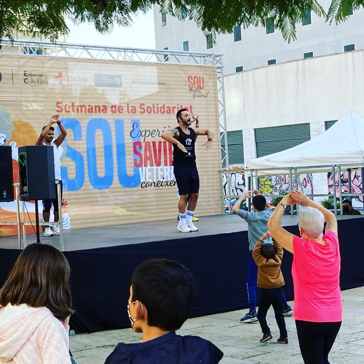 jsolores's tweet photo. #setmanadelasolidaritatdelhospitalet #masterclass #espaiciutadanialh #creurojalh #areadesports #ajuntamentlh #solidarieslh #gransdelh https://t.co/Ky3doF4DBD
