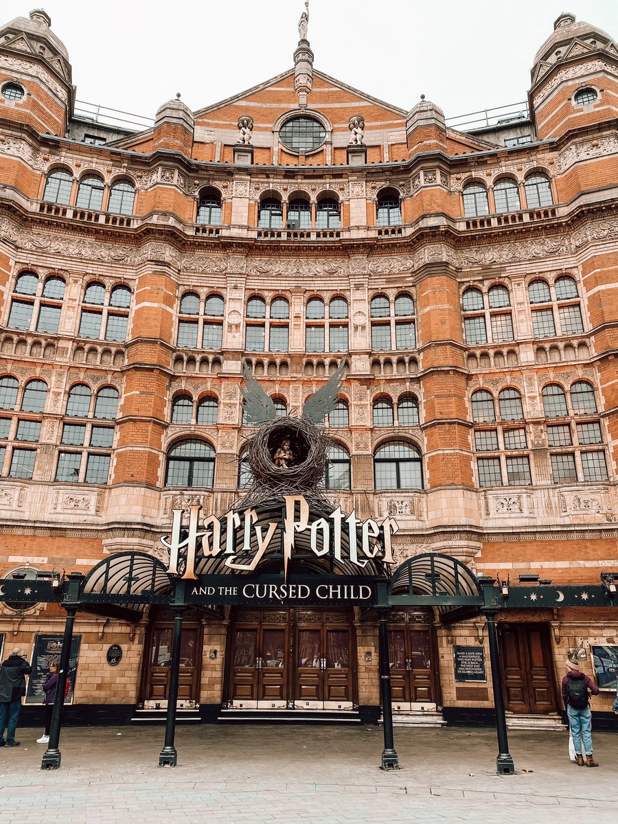 sari 💌 tweet media