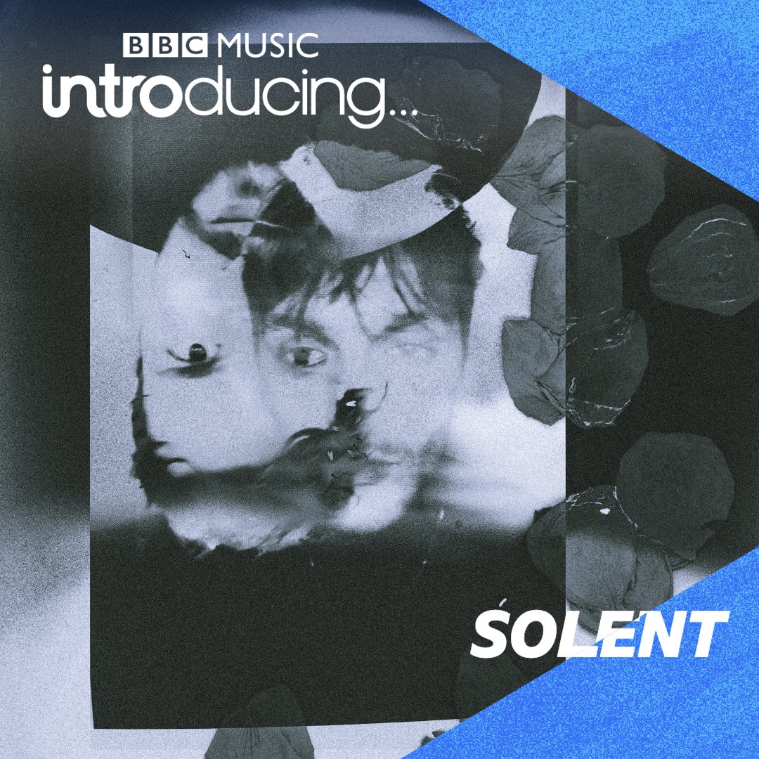 πππͺπ¦π©πΆ πππ« (@familymanhq) on Twitter photo βVoltβ is due to get it's debut spin on <a href="/bbcintroducing/">BBC Music Introducing</a> on <a href="/BBCRadioSolent/">BBC Radio Solent</a> today. We are forever in their debt.
Tune in, rock on.
ππ π€ βVoltβ is due to get it's debut spin on <a href="/bbcintroducing/">BBC Music Introducing</a> on <a href="/BBCRadioSolent/">BBC Radio Solent</a> today. We are forever in their debt.
Tune in, rock on.
ππ π€