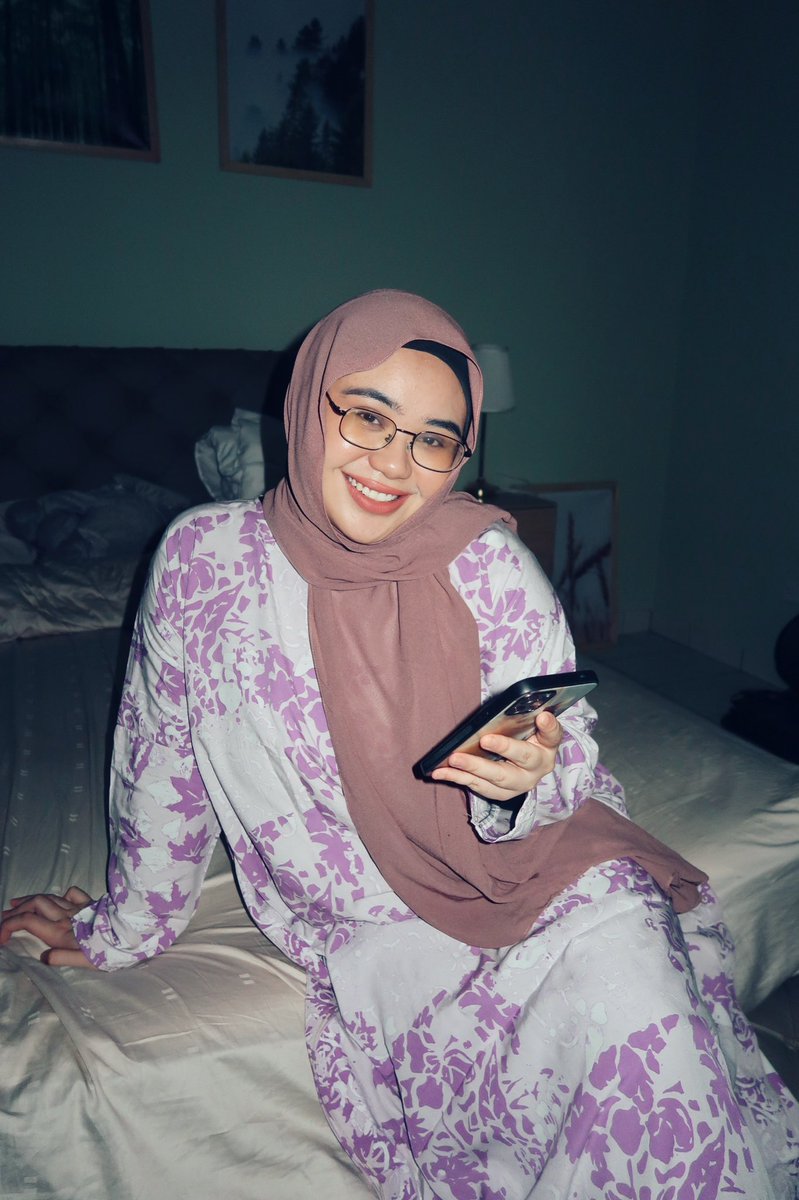 PrettyKaftan's tweet photo. On Bina 💜       On website 💜 https://t.co/VBFyxb3riw