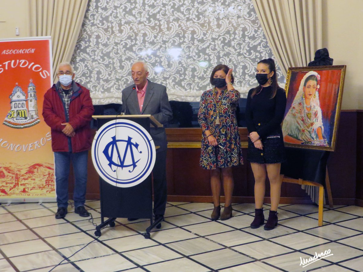 ae_monoveros's tweet photo. El viernes 12 de inauguró en #monover la exposición de pintura de Juan y Juan Ignacio Chaumel en el salón octagonal del Casino de  #monovar, organizado por la @ae_monoveros https://t.co/qLt84CrldZ