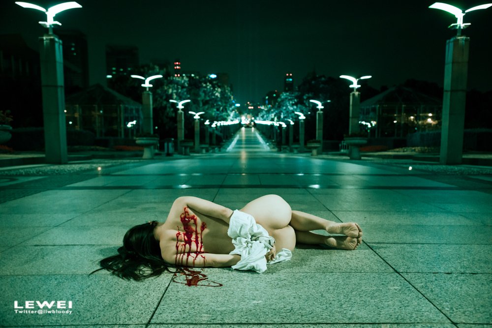 上海夜~
#LEWEI #Bondage #广州约拍 #捆绑 #废墟 #BabyArt #ChinaArt #ChinaBondage
各类主题创作拍摄欢迎私我约拍～
投稿：
@Fengsiyuan
@wqganenshi https://t.co/XaCk1t2bN4