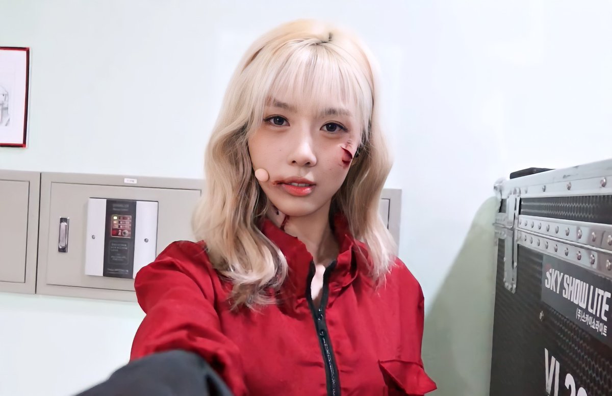 deukaefilm's tweet photo. #dreamcatcherfilm #dreamcatcher #yoohyeon #유현 #김유현 #드림캐쳐 @hf_dreamcatcher https://t.co/E8cEXgm0D5