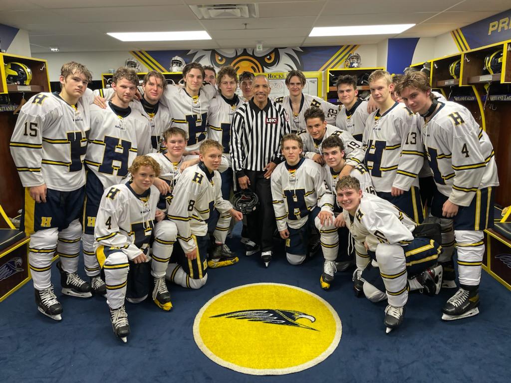 Hartland Hockey (@hartlandhockey) on Twitter photo Special thanks to the OHL Director of Cultural Diversity and Inclusion, Rico Phillips <a href="/Ricoflealips/">Rico L. Phillips (He/Him)</a>, for taking the time to speak to our team last night! Special thanks to the OHL Director of Cultural Diversity and Inclusion, Rico Phillips <a href="/Ricoflealips/">Rico L. Phillips (He/Him)</a>, for taking the time to speak to our team last night!