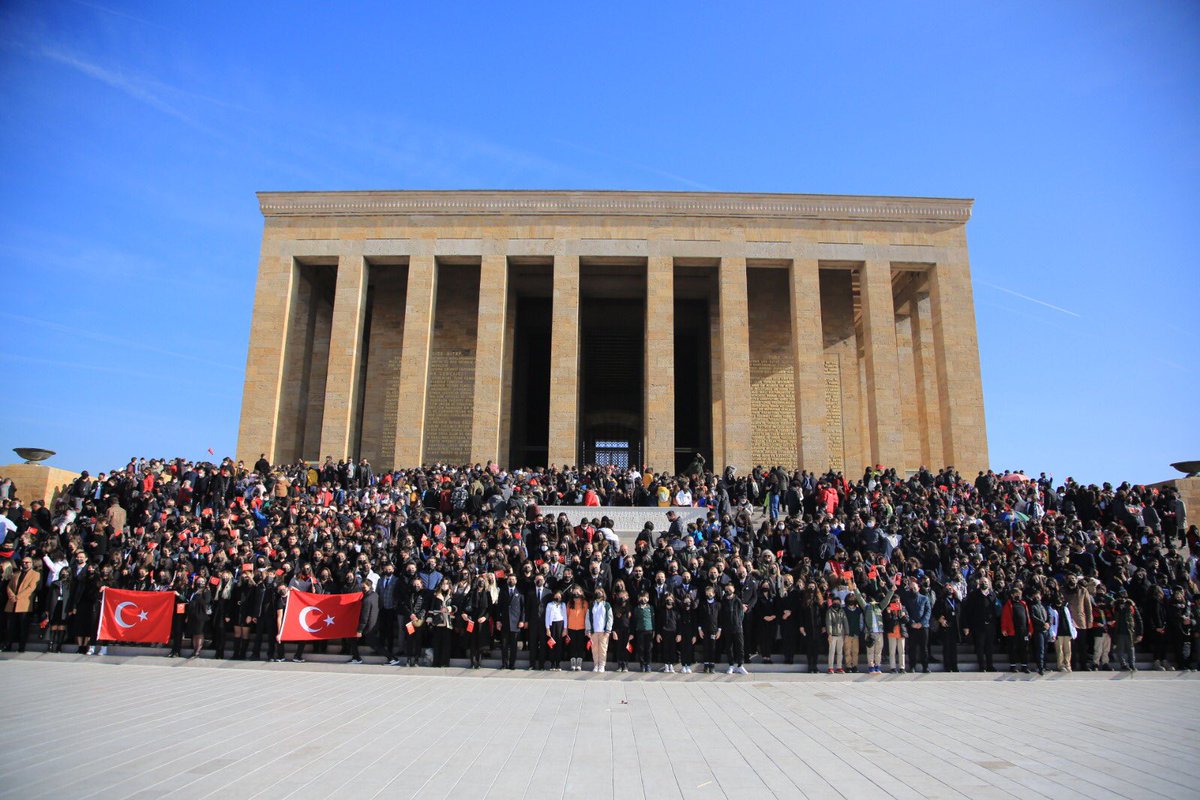 DogaOkullari's tweet photo. -Atamızın İzinde Doğa Anıtkabir'de-
Atatürk’ün aramızdan ayrılışının 83. yılında tüm yöneticilerimiz, öğretmenlerimiz ve 5 binin üzerinde öğrencimiz ile Anıtkabir’deyiz. https://t.co/jMH6pH6FMZ