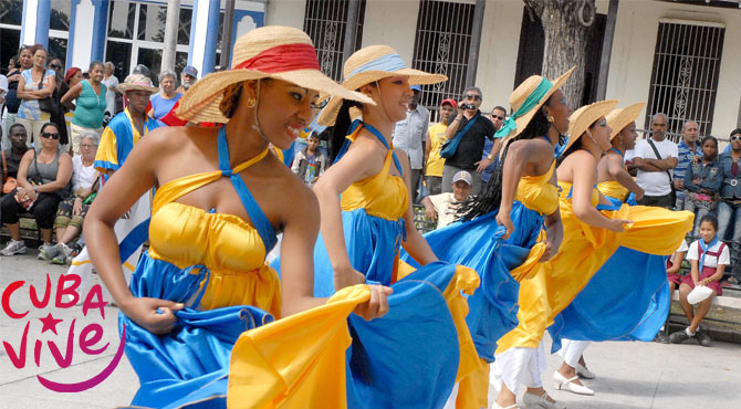 JovenClubHabana's tweet photo. #Cuba nadie va aguarnos la fiesta.
#CubaViveEnSuHistoria 
#CubaViveEnElBarrio https://t.co/RQC9dmfd1w