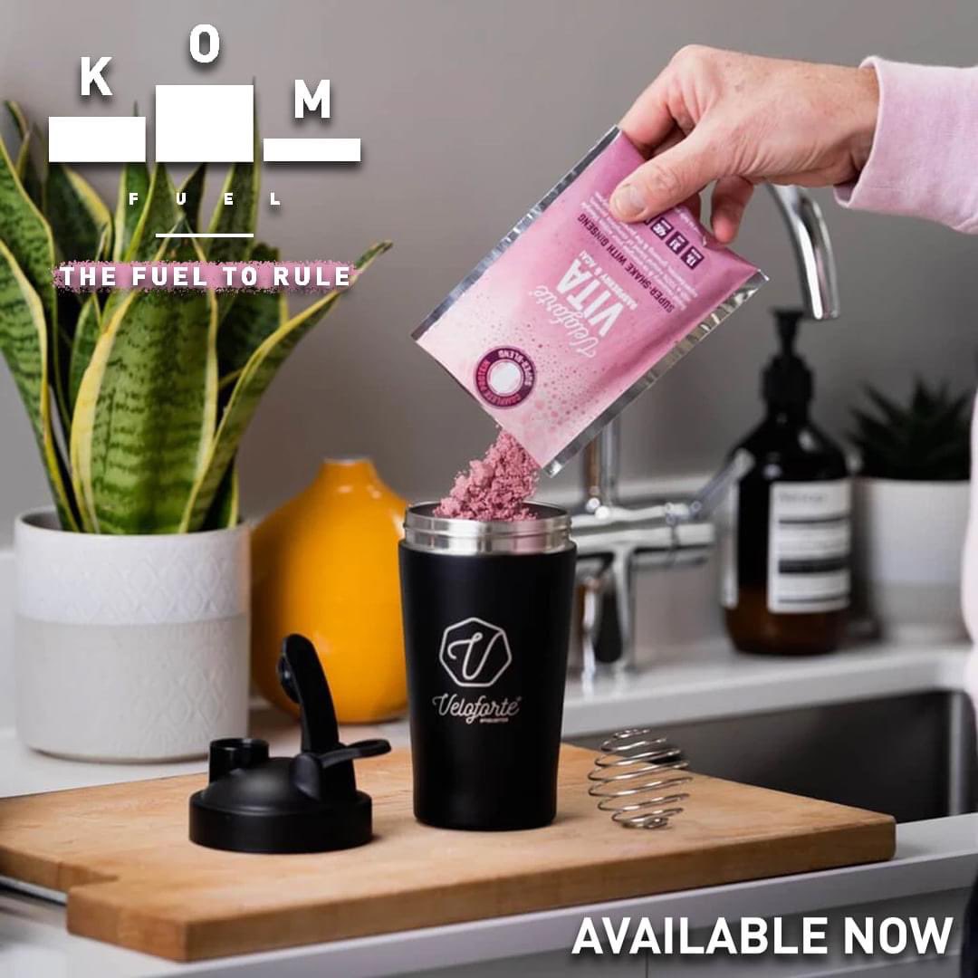 komfuel's tweet image. #Veloforte Vita is a deliciously fruity, refreshing &amp;amp; restorative #Recovery super-shake, packed full of complete #protein with a trusted 3:1 carbs:protein ratio👉 lnkd.in/d7YnXtM

#thefueltorule #fueltorule #komfuel #proteinshake #proteindrink #recover #raspberry #acai