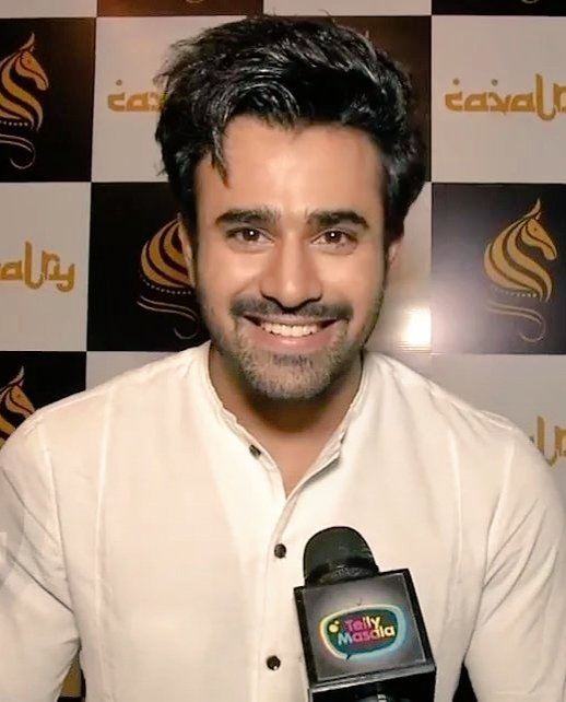 pearlvpurifc_TH's tweet photo. Happy face, Happy smile from our cutie pie Pearl 🤍🤍🤍
คนน่ารักในชุดขาวคะ 🤍🤍🤍 #happysaturday
.
.
#pearlvpuri #brahmarakshas2 #naagin3 #Naagarjun #BepanahPyarr #merisaasumaa #peerhmeri #teriaakhonmein #pearlvpurifcthailand #Pvp #เพิร์ลวีปูรีเอฟซีไทยแลนด์ #เพิร์ลวีปูรี https://t.co/3Q6qZUSibw