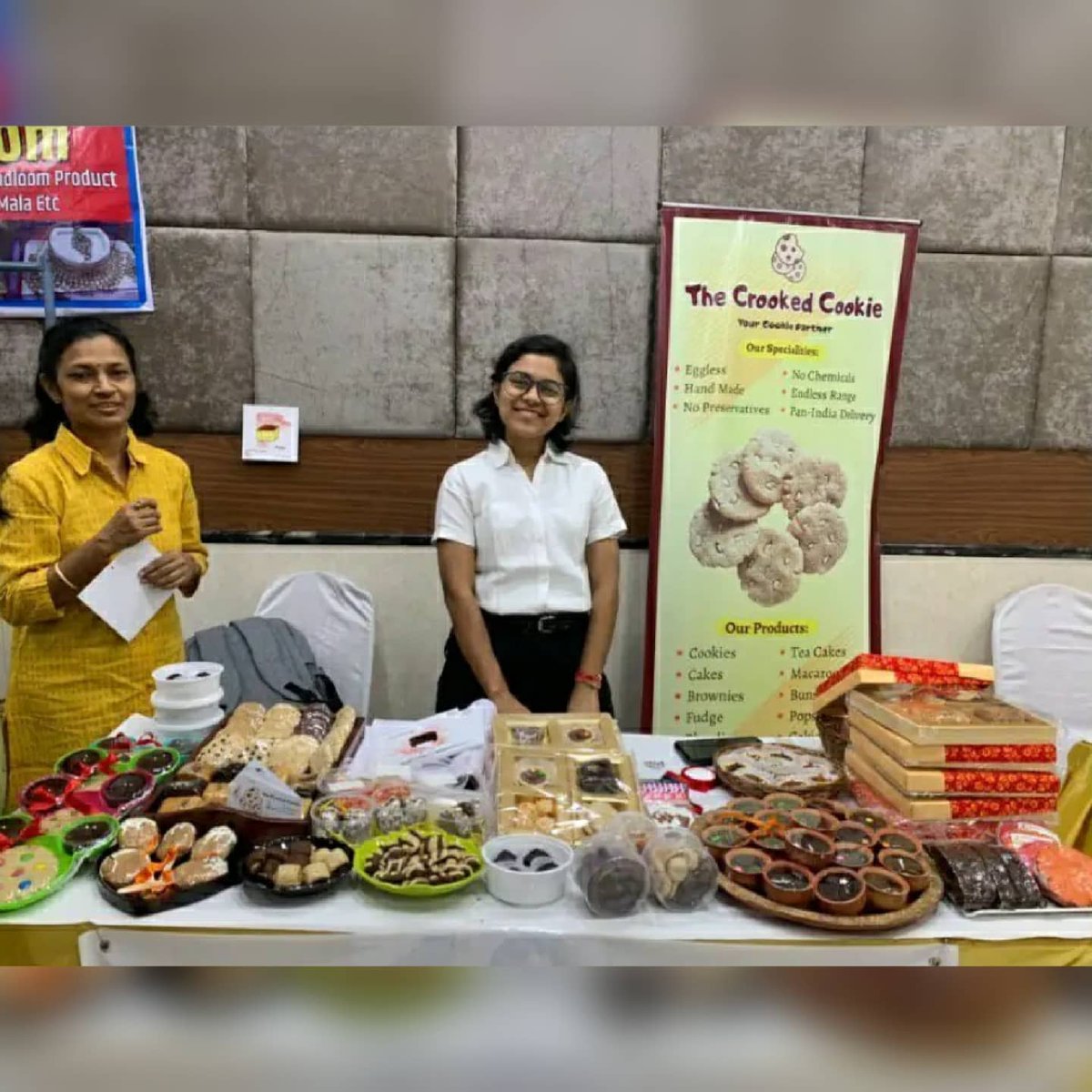 HumansVaranasi's tweet photo. "This is the story of a lioness: chained, shattered &amp; reborn.
My sister &amp; I decided to set up a business of our own with mom- that's how 'The Crooked Cookie' was born. My lioness mother, Jyotsna Agarwal was finally reborn &amp; how!" #humansofvaranasi #Kashi
https://t.co/o7lTYL4Wcb https://t.co/frXyv5x11f