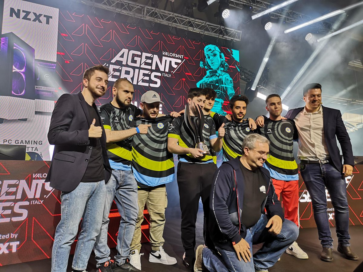🏆 Complimenti ancora ai @Cyber_Esport la coppa delle #AgentsSeries è vostra!

#AgentsSeries by #NZXT 👉 nzxt.co/3bY2nPo