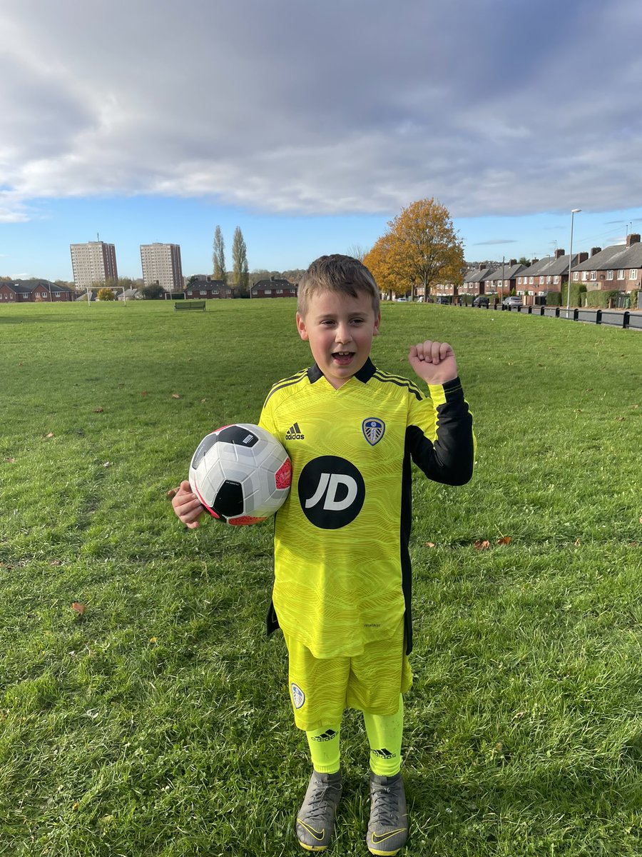 SCOT02939410's tweet photo. This young man deserves a shout out for being our captain and stepping up to the role with confidence and keeping his team going. Thank you Jonny for the ball he loved it. @saxtonfc #community #seacroft #football #grassroots #captain https://t.co/e6t2Q6fPYA