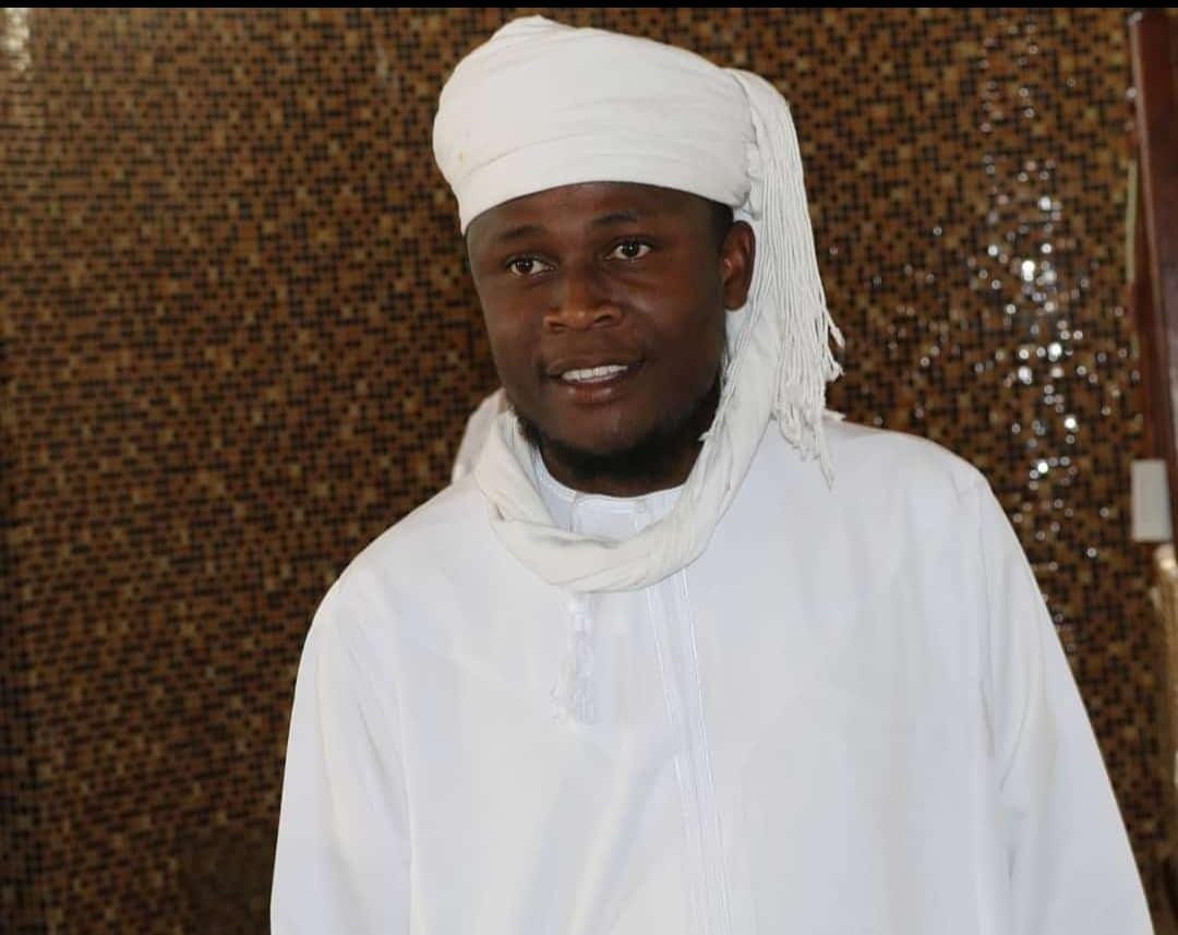 haytham937's tweet photo. رحل عنا الأخ العزيز الغالي خميس الغماوي من تنزانيا داعيا إلى الله مجاهدا في سبيل وقد وقع عليه حادث سير أليم حينما كانوا في طريقهم لولايا تانغا خارجين من دار الس��ام وقد عقدوا نيتهم لتعليم الناس أمر دينهم ويبصرونهم بأمور آخرتهم وكان قدر الله سابق فما أجملها من خاتمة. https://t.co/a91Sv15qyA