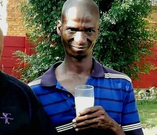 lennyhulk's tweet photo. @noh_samketi Yini ngatsi uli 2000 una 16 years? https://t.co/gzrBUxqwnk