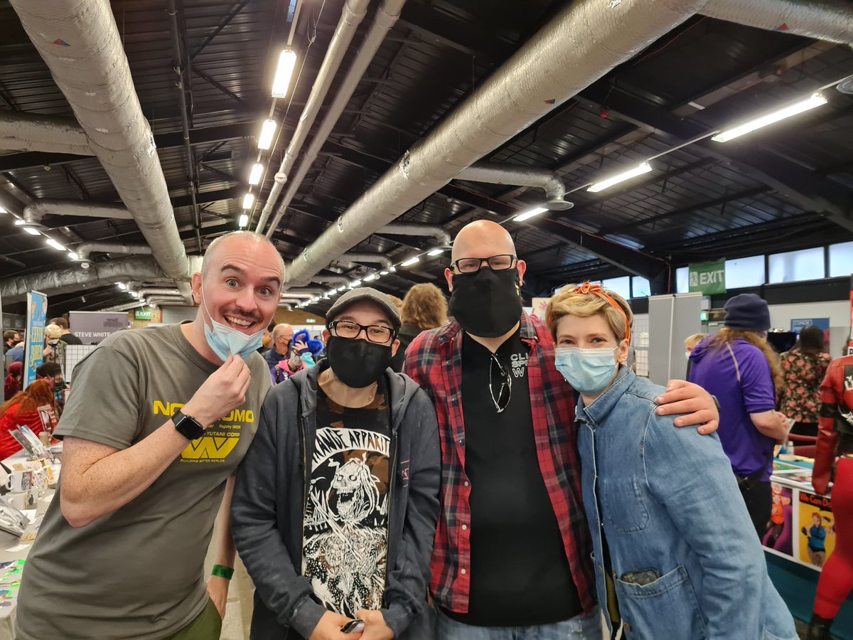 This was awesome <a href="/ClickyW/">ClickySproutWife - Scifi/Horror Comic Arks</a> such kind people and the banner it was a honour. So surreal.