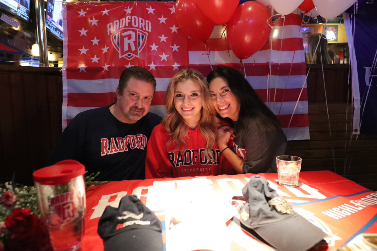 Officially INKED  📝!  Gritty defender Elyssa Bower is headed to <a href="/RadfordWLAX/">Radford Women's Lacrosse</a>!  We have ourselves one happy Highlander! Congratulations 🎉!!  #collegebound #3ddifference #3don2