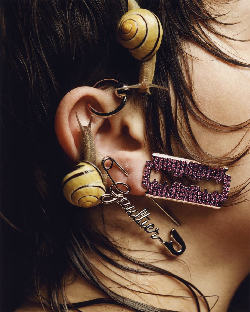 JPGaultier's tweet photo. For the release of our new ready-to-wear collection « Les Punks », we have collaborated with @stephdheygere on our jewellery line. A modern approach of iconic Gaultier accessories through pin necklaces, razor blade earrings, logo brooch and so on.
#JeanPaulGaultier #LesPunks https://t.co/T4CXy241oC