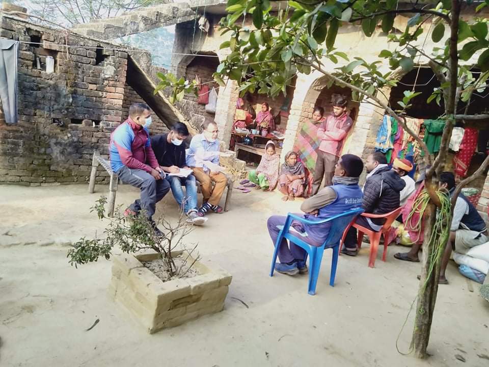 GeruwaB's tweet photo. #KII with #Localmason and #TWASHCC for #FSMbylaws of #Nepalgunjsubmetropolitancity at #Nepalgunj-13,Loniyanpur under the #WASHSDG Project
@SnvNepal @GaffarA13256351 @surajrb87 @HirendraShahi4 https://t.co/cOWsFYAIb5