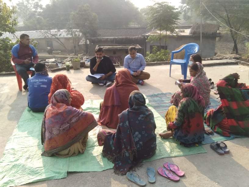 GeruwaB's tweet photo. #KII with #Localmason and #TWASHCC for #FSMbylaws of #Nepalgunjsubmetropolitancity at #Nepalgunj-13,Loniyanpur under the #WASHSDG Project
@SnvNepal @GaffarA13256351 @surajrb87 @HirendraShahi4 https://t.co/cOWsFYAIb5