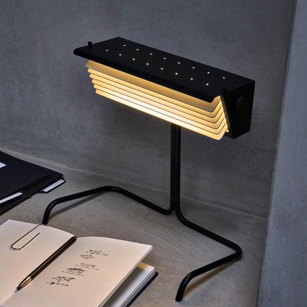 architonic's tweet photo. Architonic Product Pick: BINY TABLE black & white Lamp by DCW éditions
https://t.co/YTSlGTU74G
#architonic #interiordesign #productdesign #lamp #lighting #interiorlighting #dcwe #tablelamps https://t.co/f6UDCGUaSS