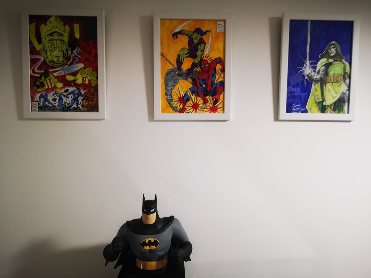 smithies's tweet image. Ya están colgados en el despacho los maravillosos dibujos de @Chema_Ponze. Galactus siempre cerca.