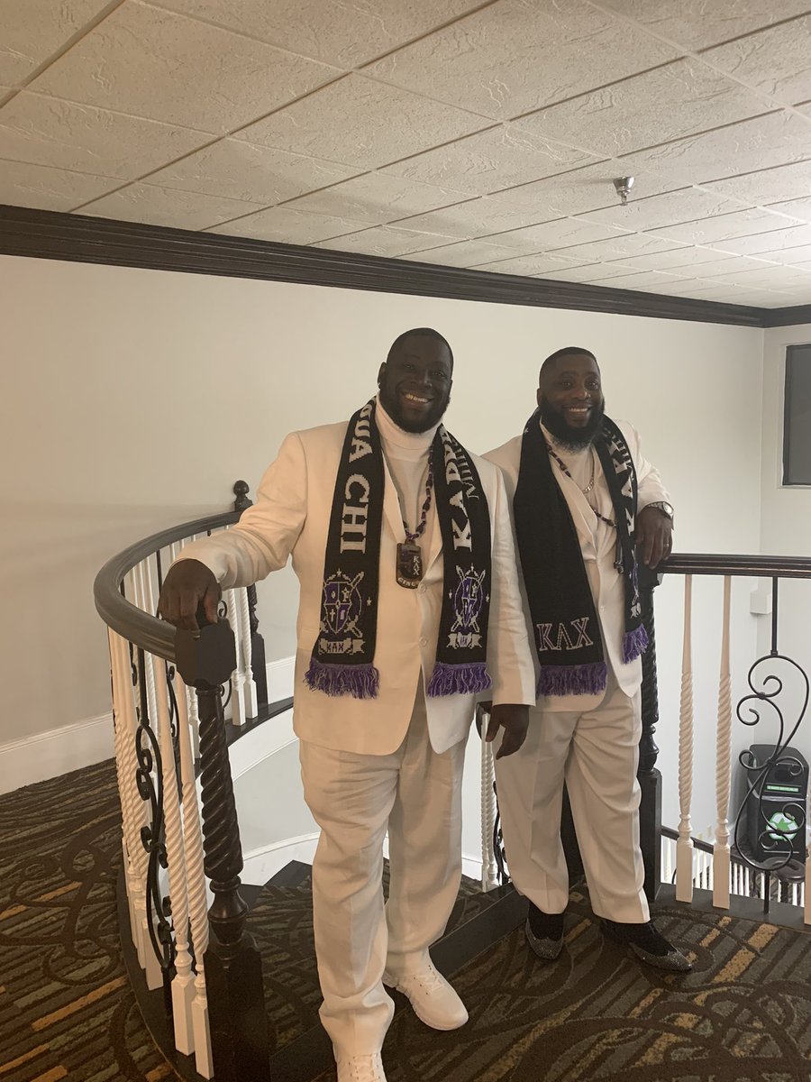jayb0831's tweet photo. When your blood brother is also your Frat brotha https://t.co/YinDDHsjht