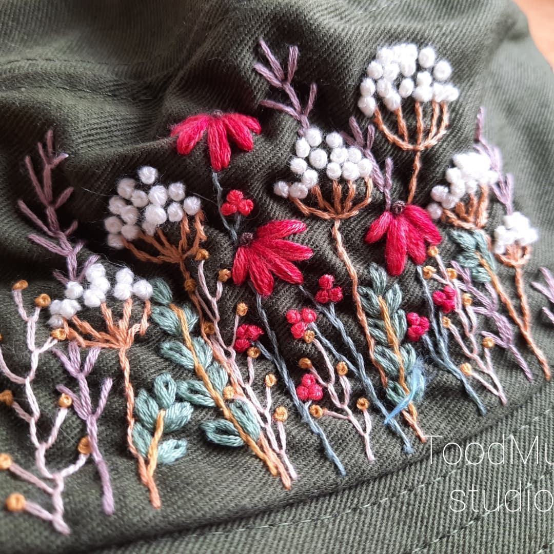 ToodMuk_Studio's tweet photo. ส่งงานรับปักหมวก #handembroidery #handembroiderywork #lifestyle #bucketlisttravel #happyday #embroidery #dmcembroidery #dmcthreads #buckethat #ปักหมวก #ปักผ้า #ปักมือ #handmadelovers #handcraft #handchallenge https://t.co/8fphZNak6G
