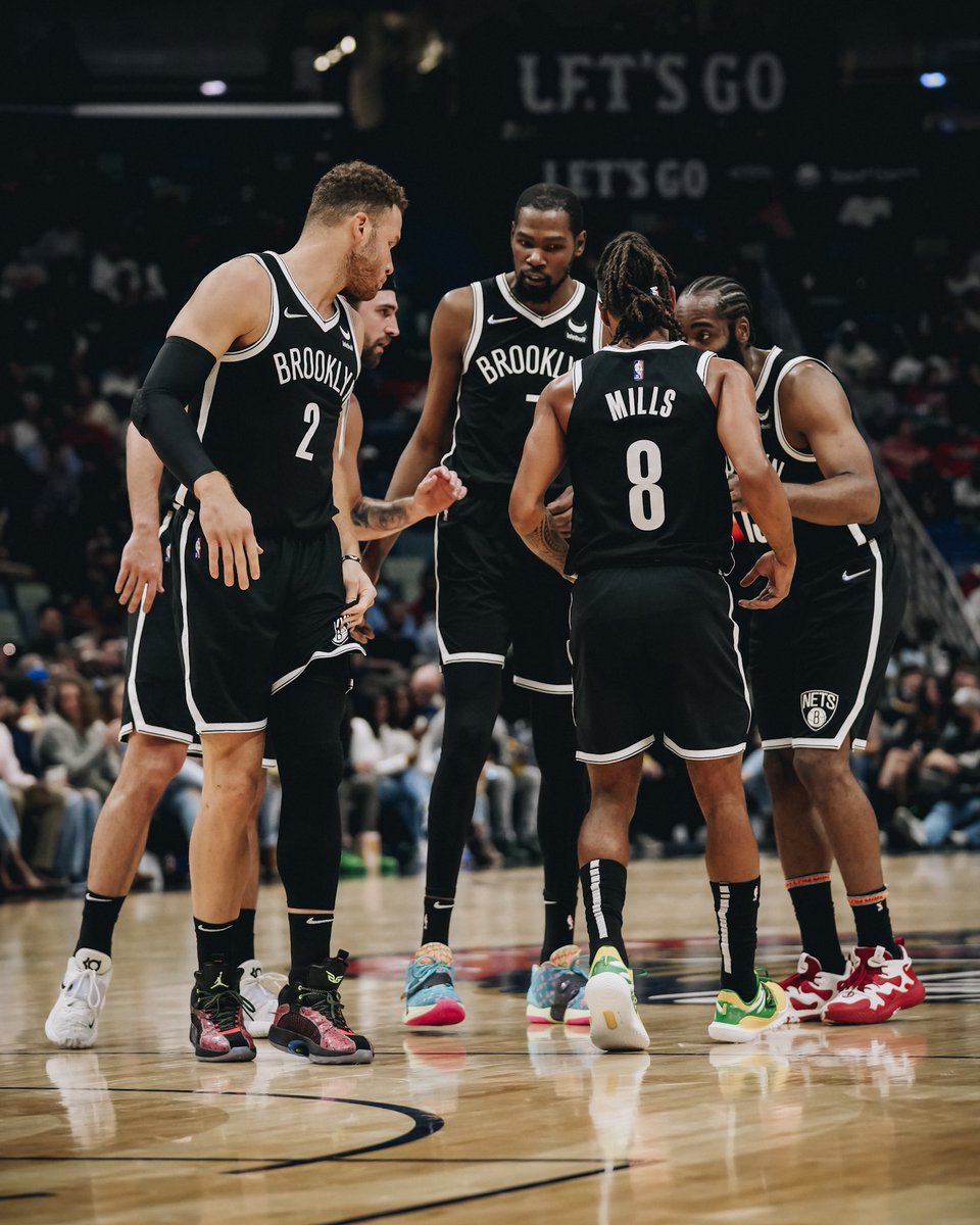 JHarden13's tweet photo. https://t.co/6t6GSnrlR5