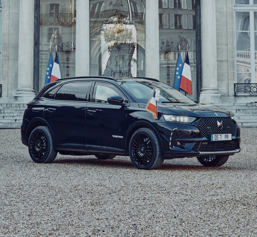 BetweenTheAxles's tweet image. 2021 @DS_UK_Official #7Crossback Elysee is a very special (and long) model for the French President. EGALITE. 23 pics: bit.ly/3kymvw9