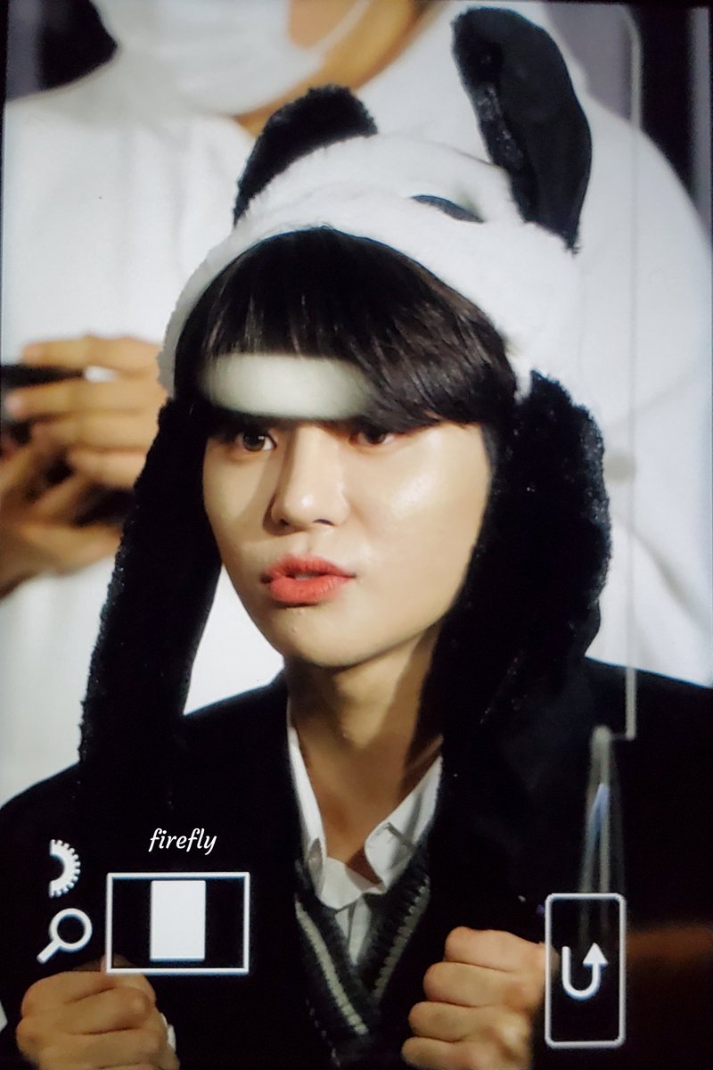 firefly_0115's tweet photo. 211113 마지막 대면팬싸

#진화 #JINHWA
#블리처스 #BLITZERS https://t.co/lJiErmQiDK