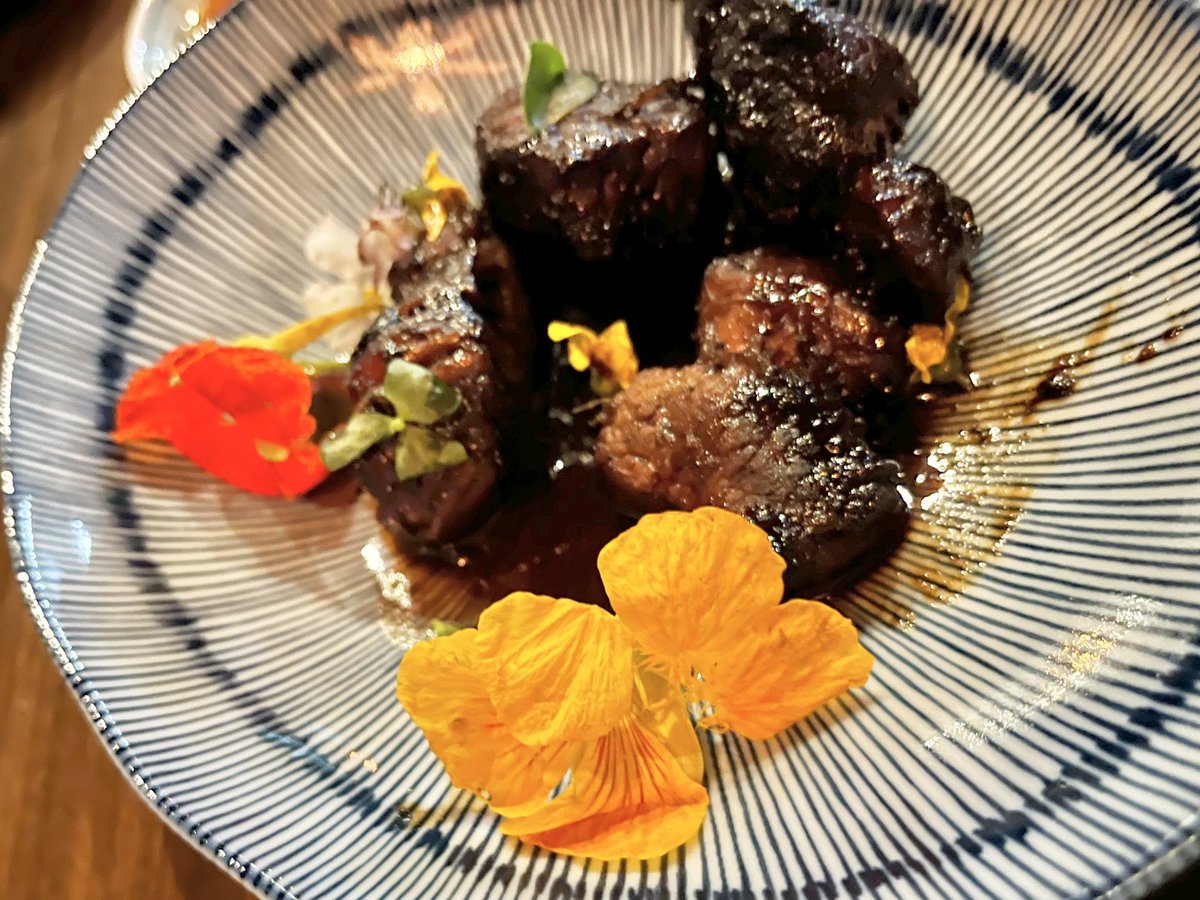 ChantallMaria_'s tweet photo. The #ShakyBeef at #FlowersofVietnam 🤤 https://t.co/zvJybtfgnY