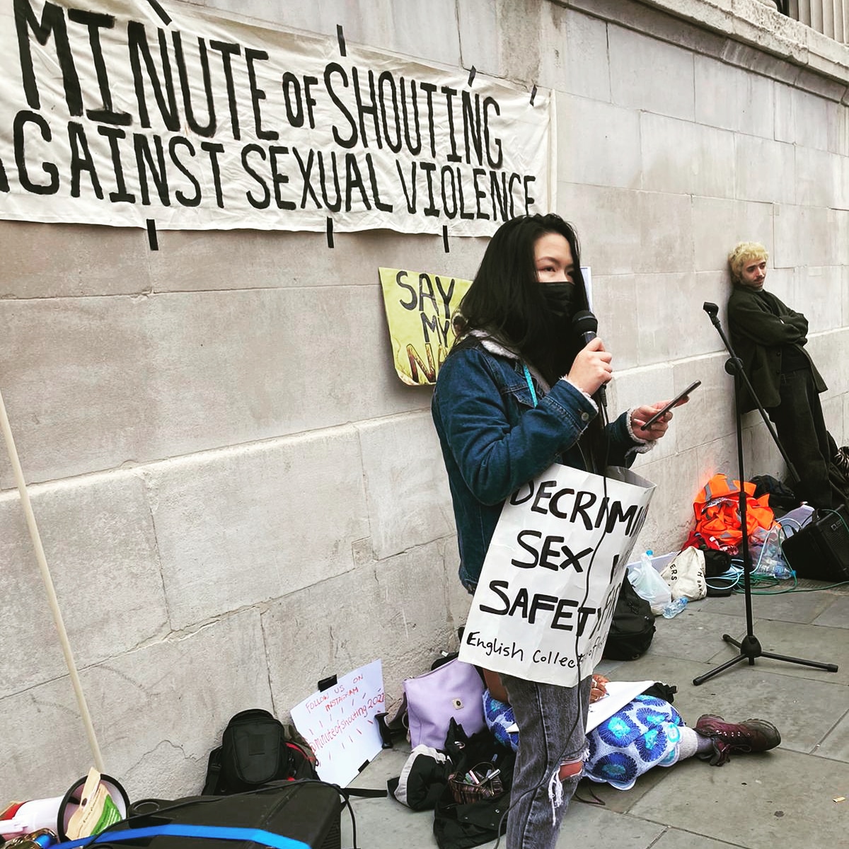 ProstitutesColl's tweet photo. 📢Outlaw Poverty Not Prostitution! 
📢Decriminalise Sex Work - Safety First! 

We spoke at A Minute of Shouting - a protest against sexual abuse today at Trafalgar Square #MakeAllWomenSafe https://t.co/D56vZ0T9kd