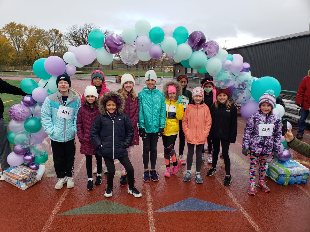 Griffin0515's tweet photo. We had a great 5K this morning! These girls are amazing! They worked so hard to achieve their goal of running 3.1 miles. @MissSantelli4th and I are so proud of them! @GOTR_Chicago @D59Ridge
Thanks @ElkGrove_HS for letting us use your track. https://t.co/QgvdZUHl29