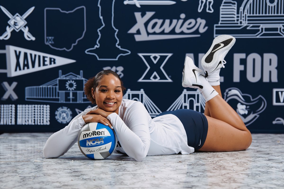 XavierVBALL's tweet photo. This afternoon we recognize Jayda Carlton! ⚔️

Jayda is the school record holder for most blocks in a single match (12), and has posted over 100 blocks in a season twice in her career! 🚫

Come see Jayda and all of our seniors this afternoon at 4, and tomorrow at 2! 🏐

#LetsGoX https://t.co/oCbpkJp6Nl