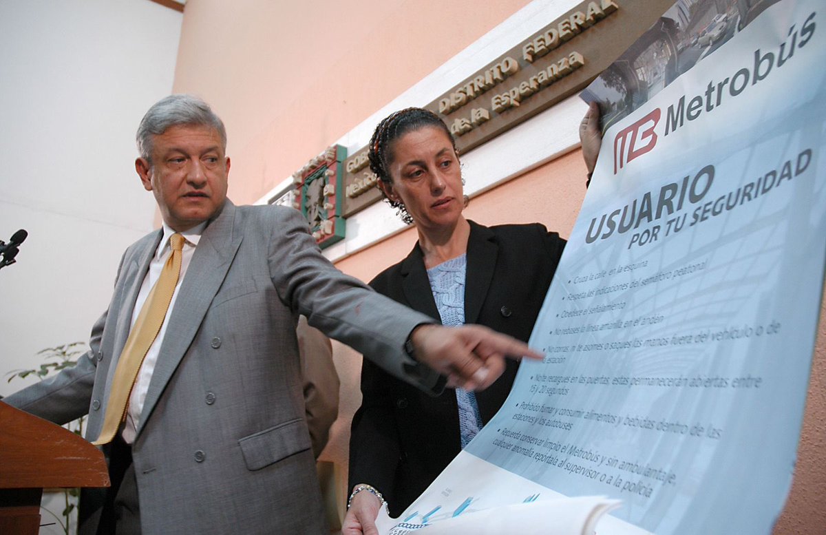 Claudiashein's tweet photo. Feliz cumpleaños presidente @lopezobrador_ se ha ganado el corazón del pueblo de México por su congruencia e incansable lucha por la igualdad y la justicia. Aquí un recuerdo de hace algunos ayeres cuando presentamos el Metrobús. https://t.co/FIJT98rBMt