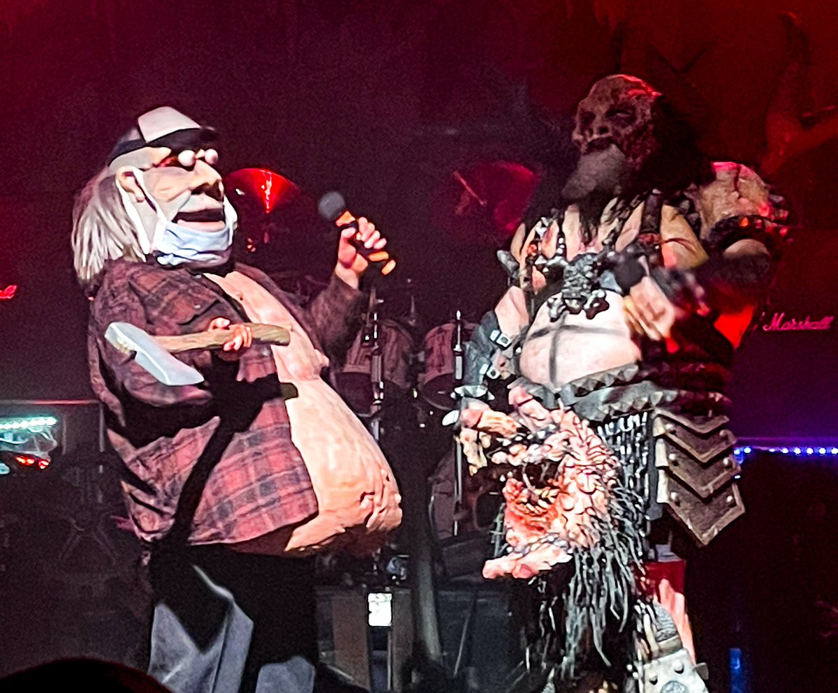 2village_Studio's tweet photo. Still sore from getting killed in the pit at the @gwar show in Cincinnati at #Bogarts
Fucking great show
#gwar #scumdogs https://t.co/BMo7awCQjB