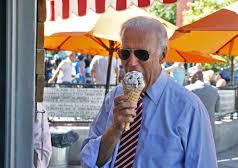 Red_N_Right's tweet photo. Yesterday's Rasmussen Presidential Tracking Poll shows Joe Biden at 42% approval and 57% disapproval..... Not to good Joe! ~ #Biden #RasmussenPoll https://t.co/xbk0OSSVtJ
