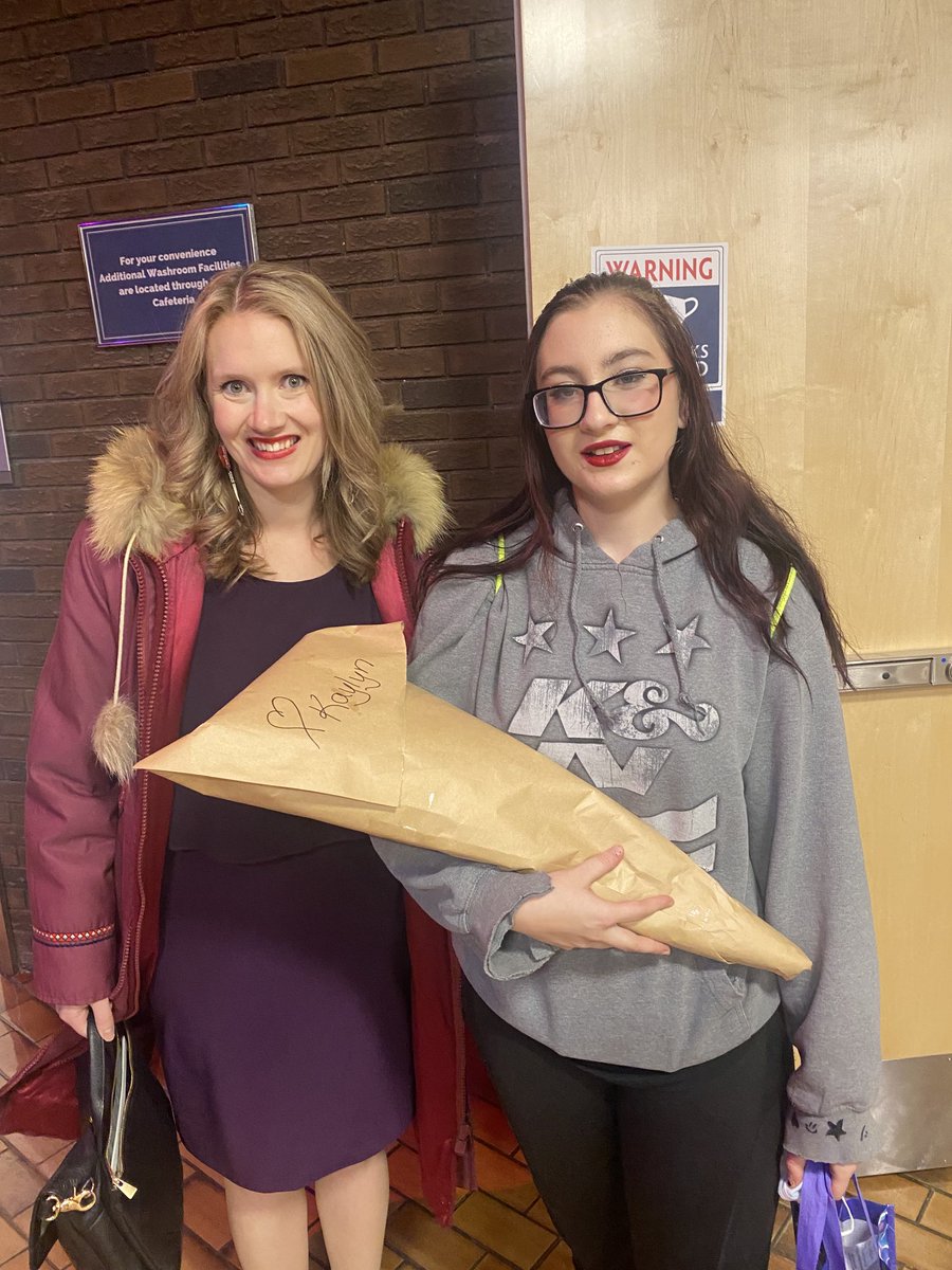 IrisKirschner's tweet photo. Loved that @LailaGoodridge was out supporting @KeyanoTheatre 40th Anniversary & 1st performance in 21 months! Great evening! Great dancing Kaylyn! #Keyano #ymm #RMWB #cpc https://t.co/A0MKxDha6H
