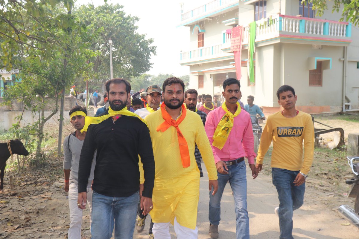 Saurabhsippy_'s tweet photo. आज चुनाव प्रचार के अंतिम दिन अकाशपुर, रचियाही, अमरौर किरतपुर, सुशीलनगर में मतदाता मालिक से आशीर्वाद के क्रम में... https://t.co/UZN0oVX4zm